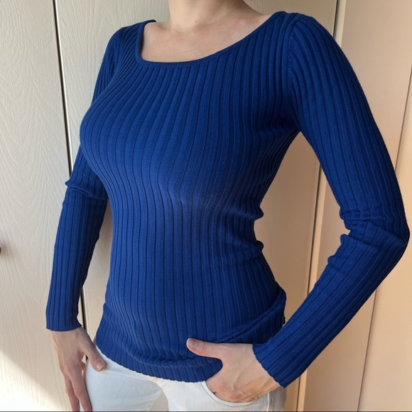 SOLD. Open Back Ribbed Top - Picture 1 of 3